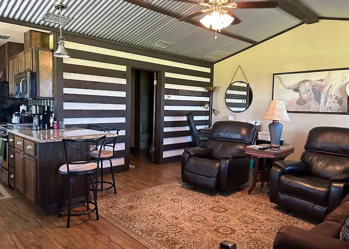 Vineyard Trail Cottages- Adults Only